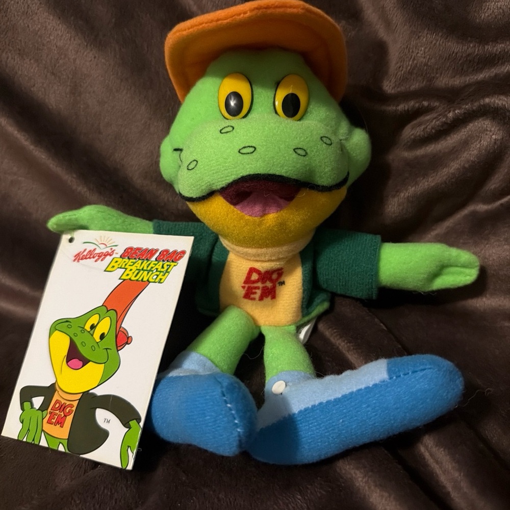 Vintage 1997 Kellogg’s Dig ‘Em frog plush